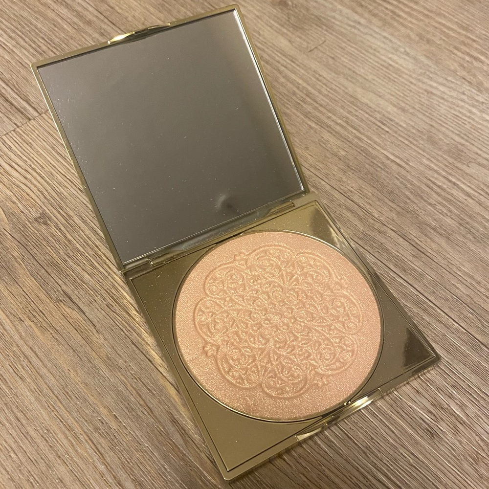 Tarte Goddess Glow Highlighter